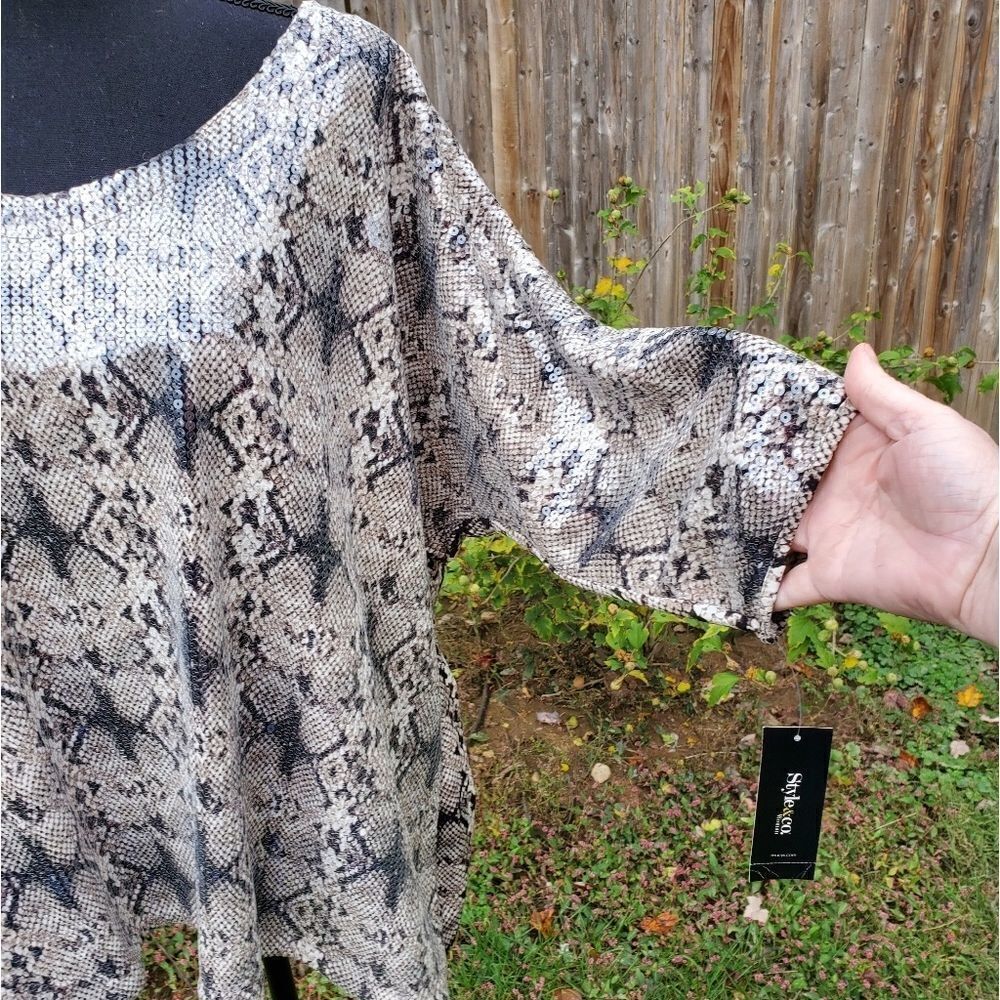 Snake Print Top - Picture 5 of 7